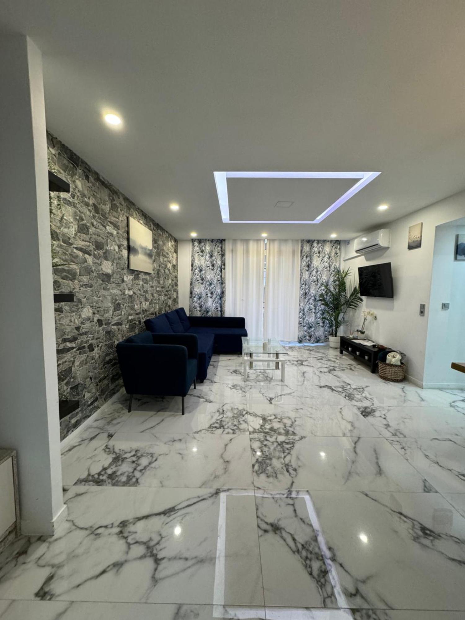 Palma Beach Apartment * PMI